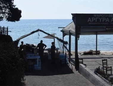 Βούτσης, Σπίρτζης και Τσακαλώτος θα διαχειρίζονται τον ειδικό λογαριασμό για τους πυρόπληκτους